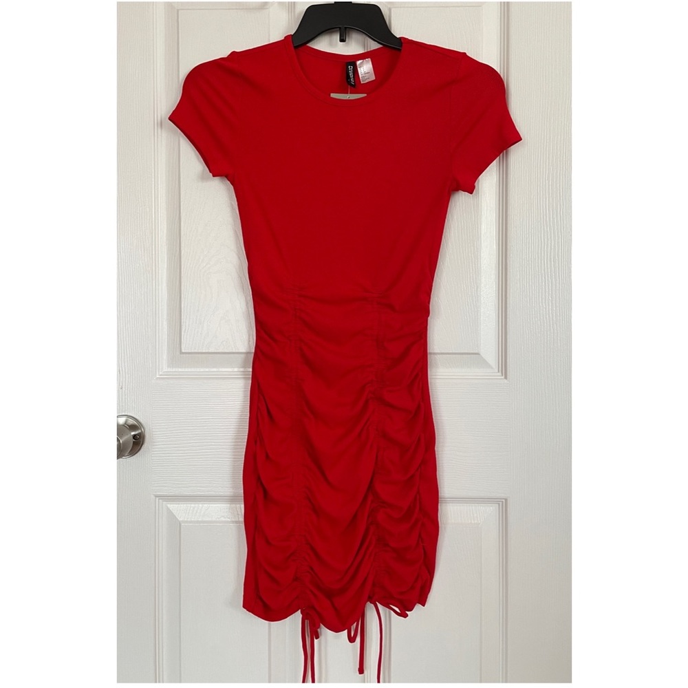 H&M Divided Scrunch T-Shirt Dress